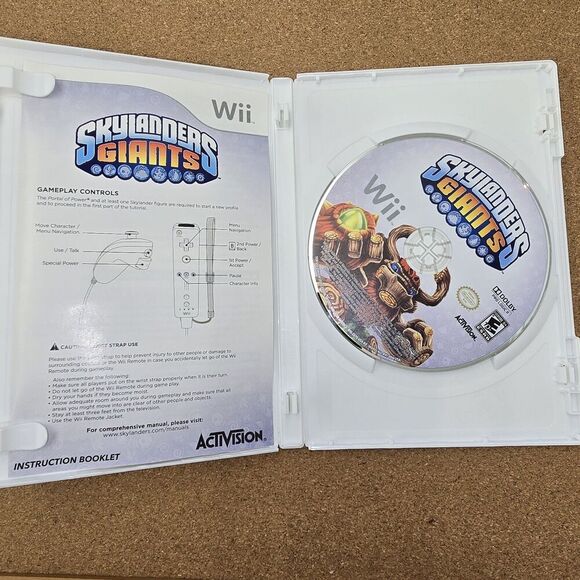 Skylanders: Giants Portal Owners PK - Nintendo Wii - Picture 9 of 12